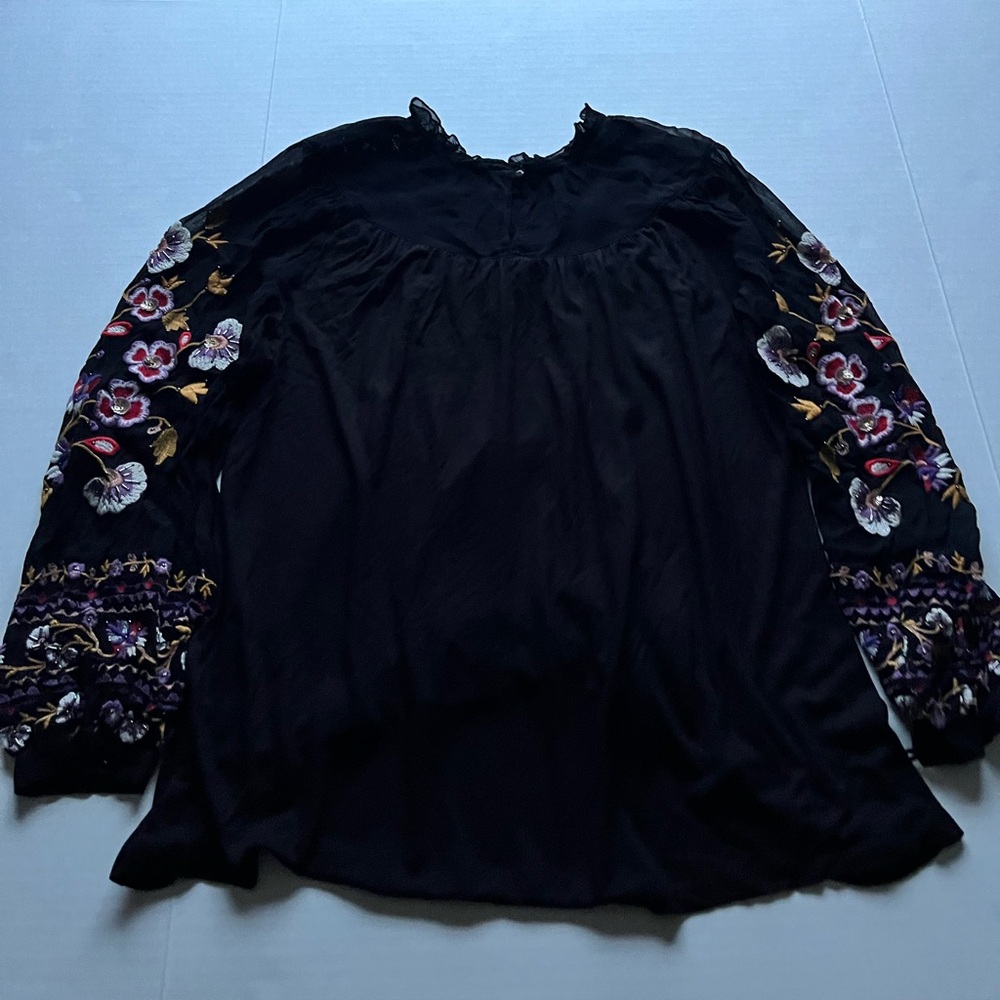 Akemi + Kin Louise Black Floral Embroidery Sheer Long Sleeve Boho Peasant Top - Picture 11 of 16